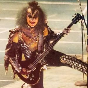 Meet your Posher, Kevin